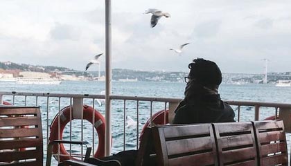 开云·体育官网APP下载-水晶宫主场输给埃弗顿，英超保级压力增大，英超水晶宫外号