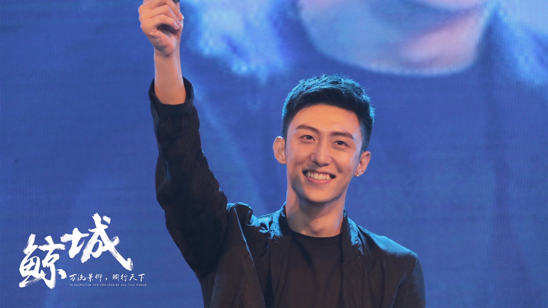 “飞盘：三叉湖赛场飞扬，速度与技巧成就精彩”