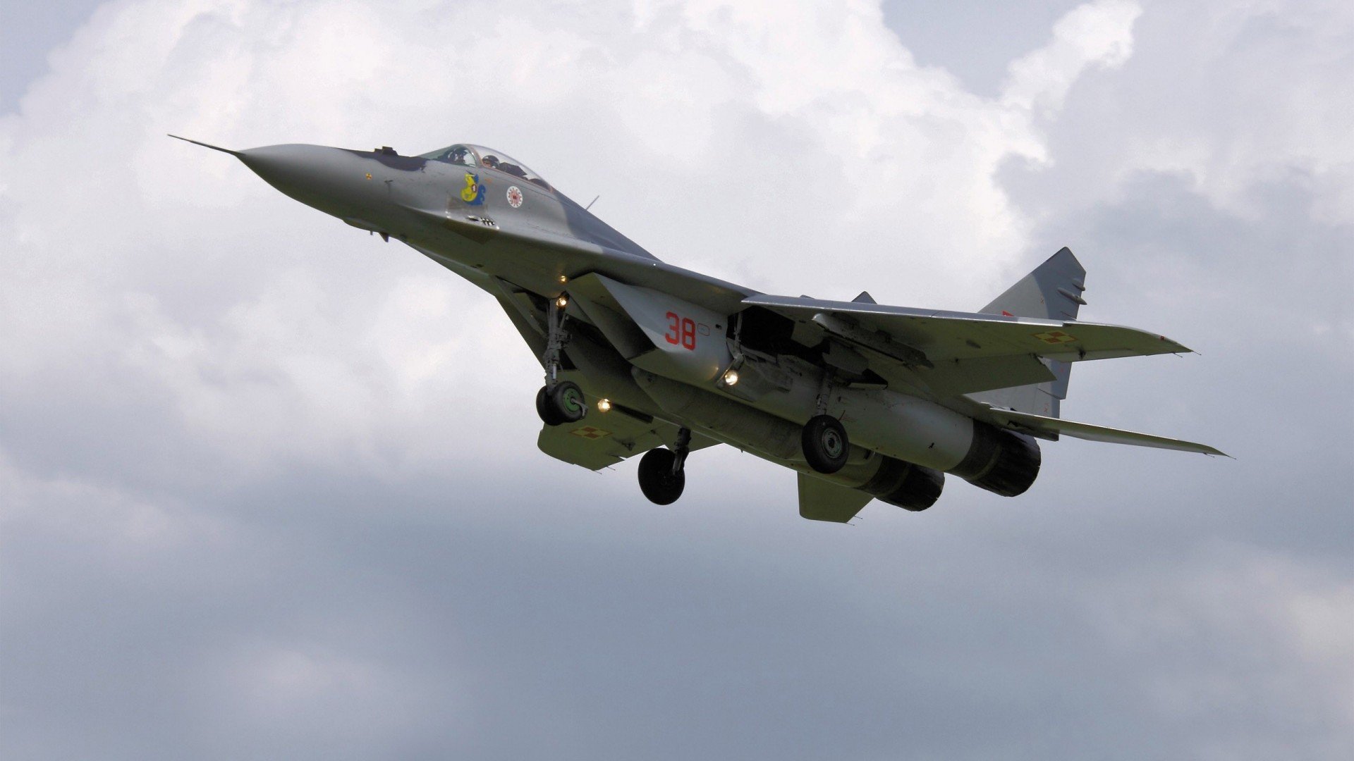 跳水动作干净利落获高分，跳水动作详解